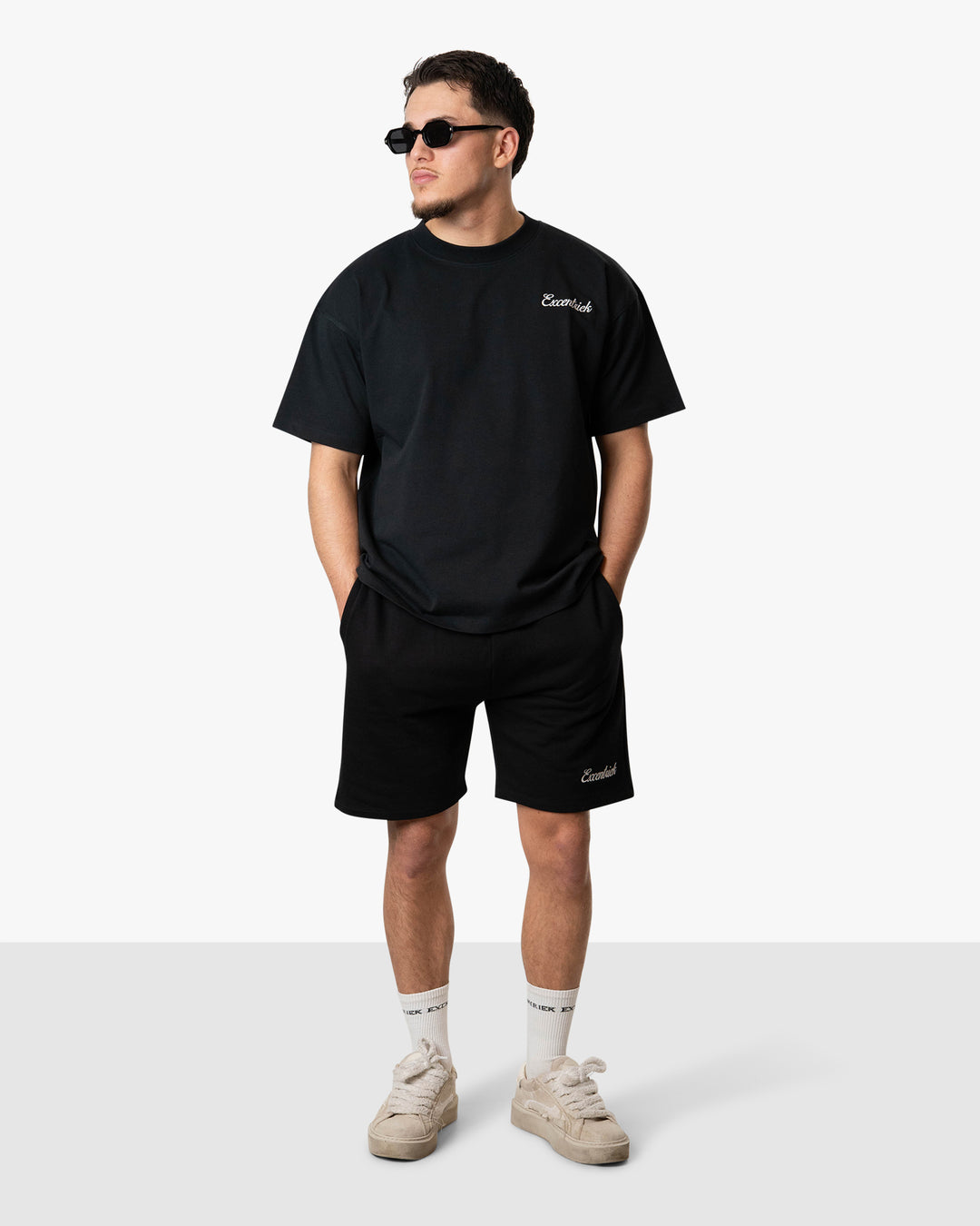 Initial Tee | Black