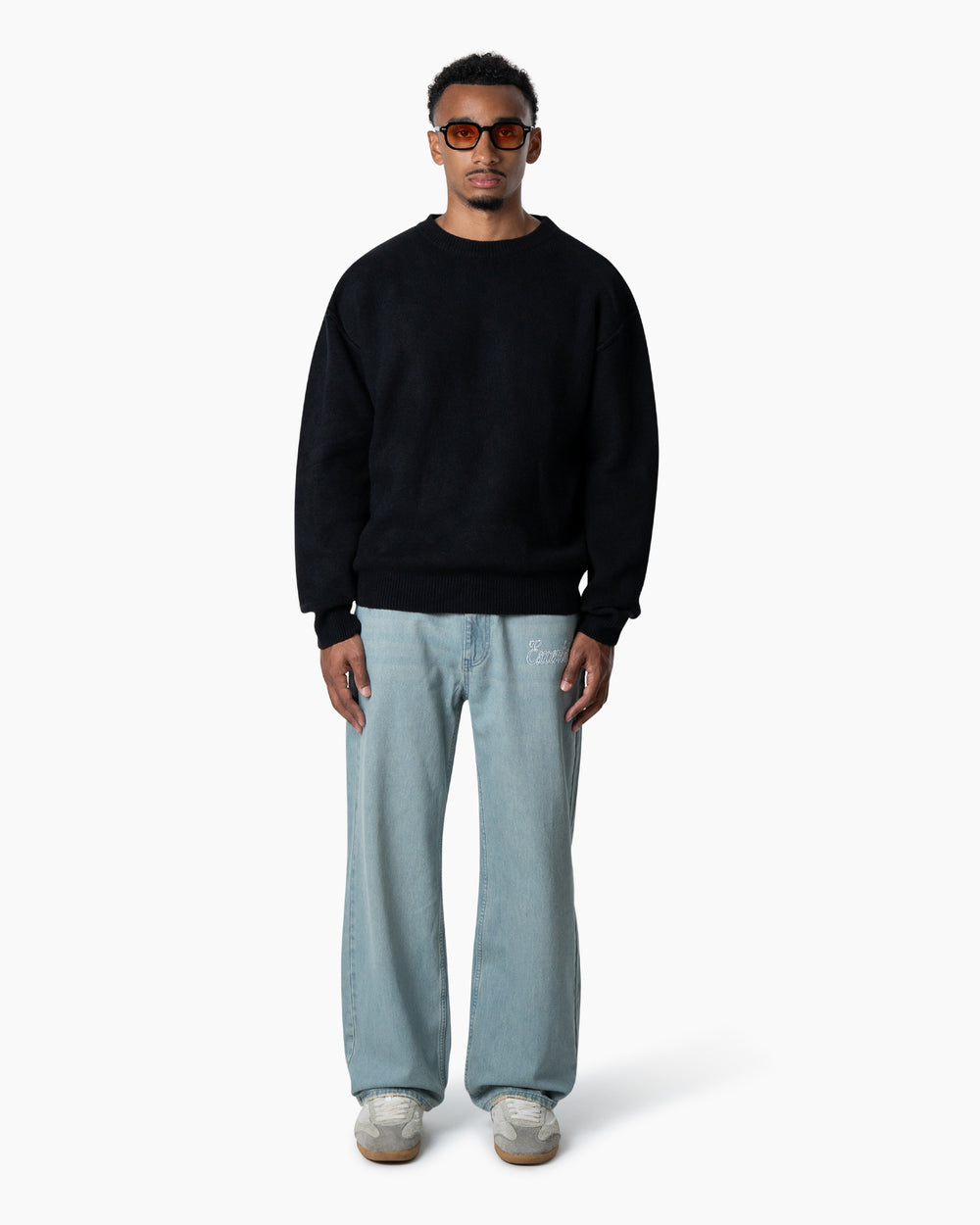 Exposed Knitted Sweater | Deep Black
