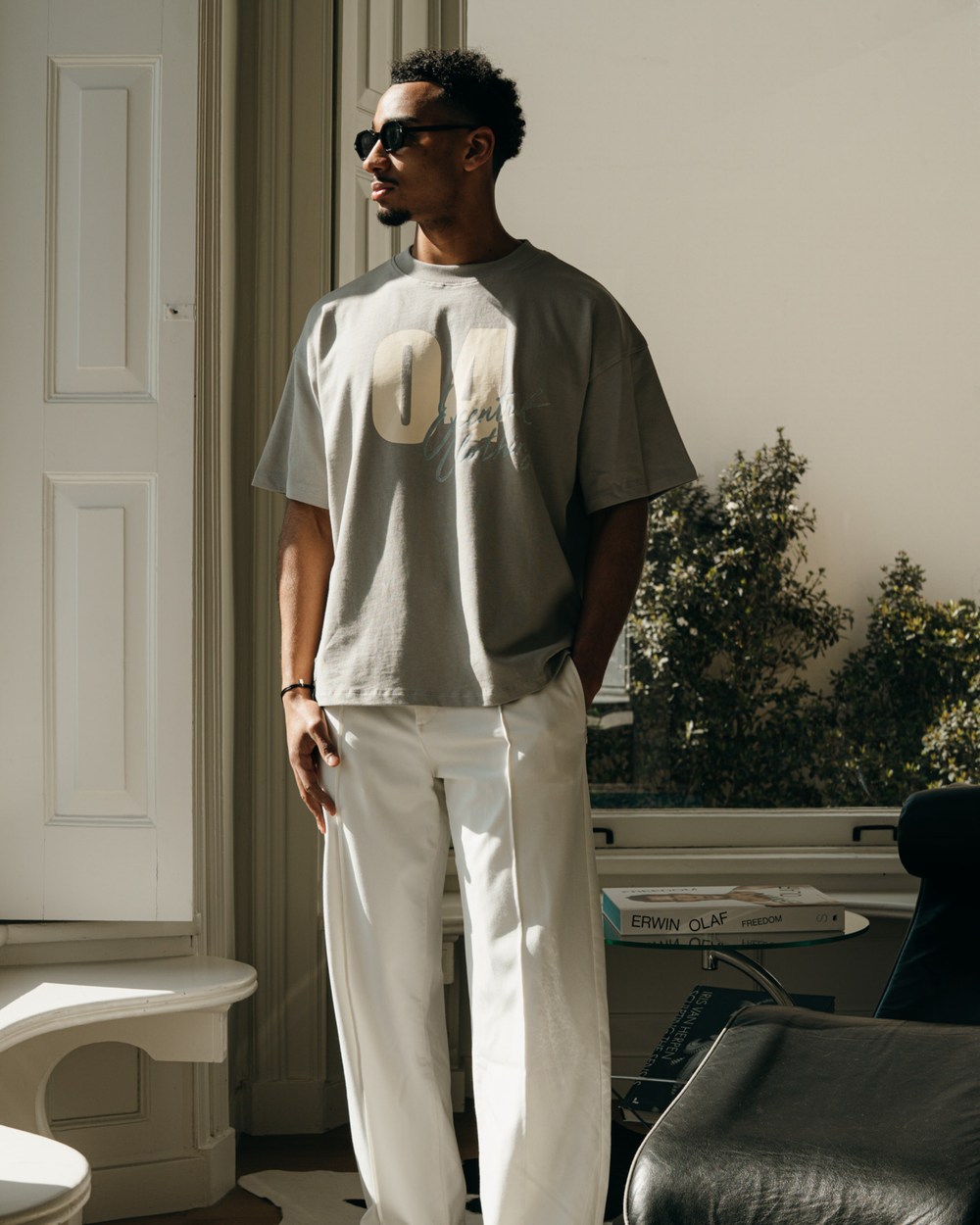 04 Tee | Deep Marble Grey
